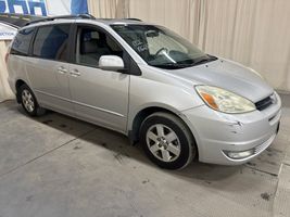 2004 Toyota Sienna