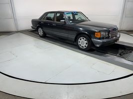 1989 Mercedes-Benz 300 Series
