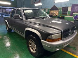 2004 Dodge Dakota