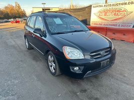 2007 Kia Rondo