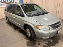 2003 Chrysler Town & Country