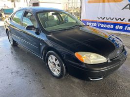 2005 Ford Taurus