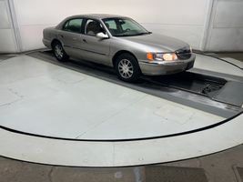 2001 Lincoln Continental