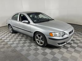 2004 Volvo S60