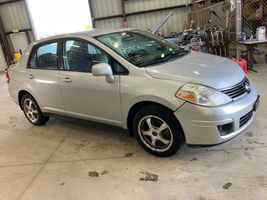 2009 NISSAN Versa