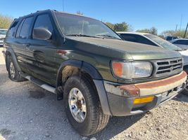 1996 NISSAN Pathfinder