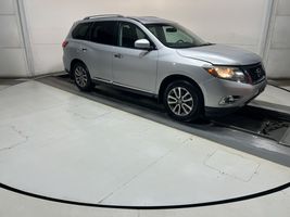 2014 NISSAN Pathfinder