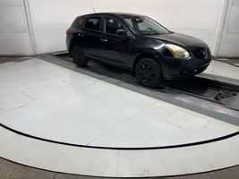 2010 NISSAN Rogue