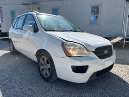 2007 Kia Rondo