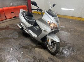 2011 JON WAY 250CC SCOOTER