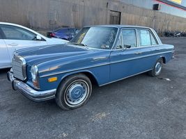 1972 Mercedes-Benz 250