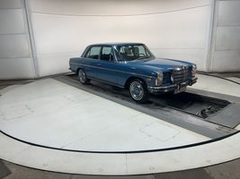 1972 Mercedes-Benz 250