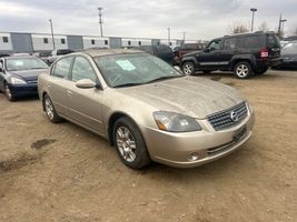 2005 NISSAN Altima