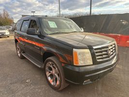 2004 Cadillac Escalade