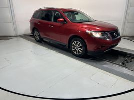 2014 NISSAN Pathfinder