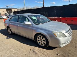 2005 Toyota Avalon