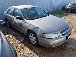 2001 NISSAN Altima
