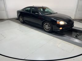 2004 Pontiac GRAND-PRIX