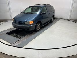 2003 Toyota Sienna