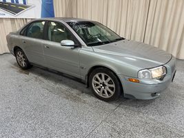 2004 Volvo S80