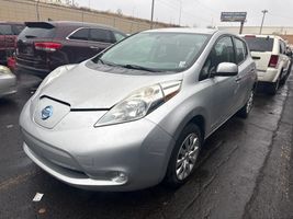 2015 NISSAN LEAF