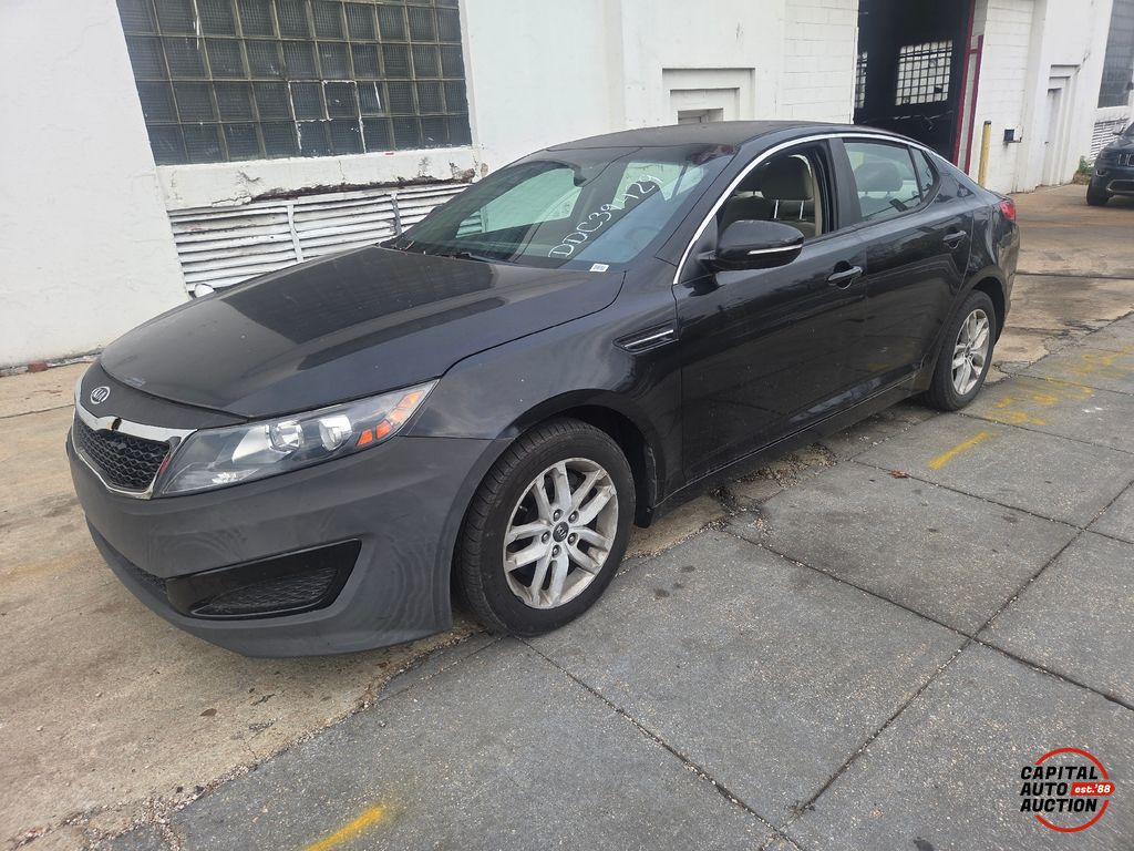 2011 KIA OPTIMA 1