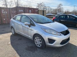 2012 Ford FIESTA