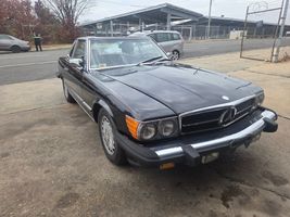 1988 Mercedes-Benz 560 SERIES