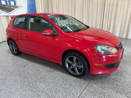 2012 VOLKSWAGEN Golf