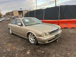 2004 Jaguar XJ