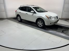 2010 NISSAN Rogue