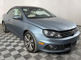 2013 VOLKSWAGEN Eos