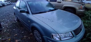 1999 VOLKSWAGEN Passat