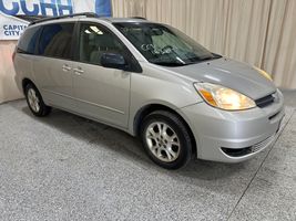 2004 Toyota Sienna