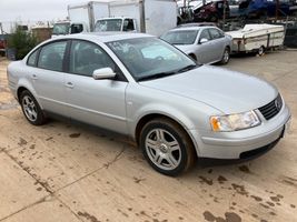 2001 VOLKSWAGEN Passat