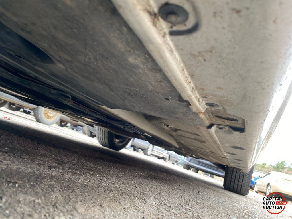 2004 BMW 3-SERIES 16