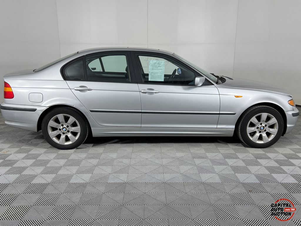2004 BMW 3-SERIES 12