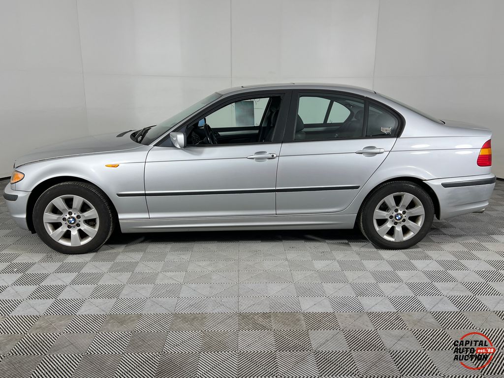 2004 BMW 3-SERIES 11