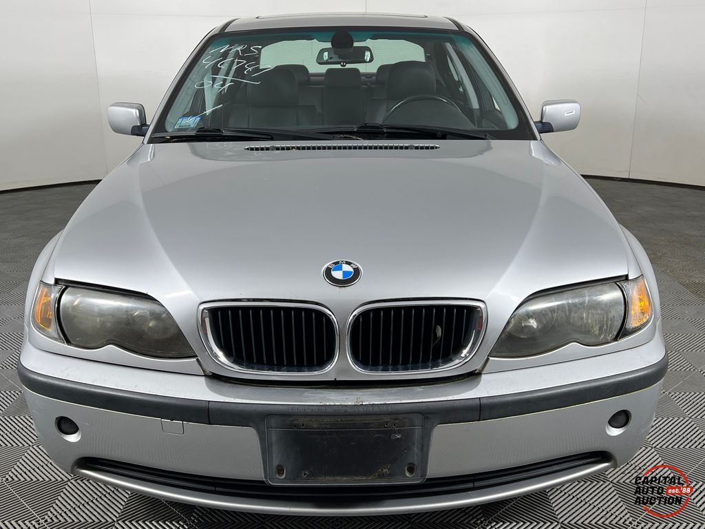 2004 BMW 3-SERIES 5