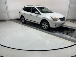 2011 NISSAN Rogue