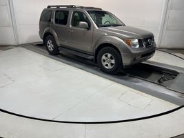 2006 NISSAN Pathfinder