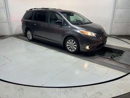 2011 Toyota Sienna