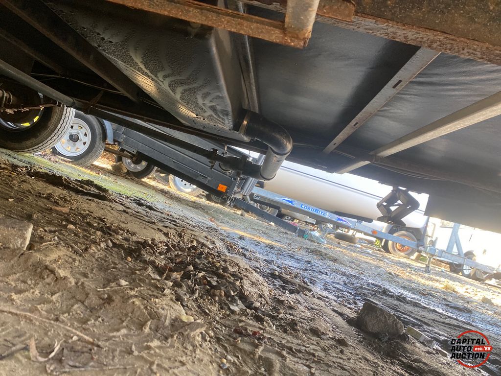 2013 CROSSROADS  BALL HITCH TRAILER 25