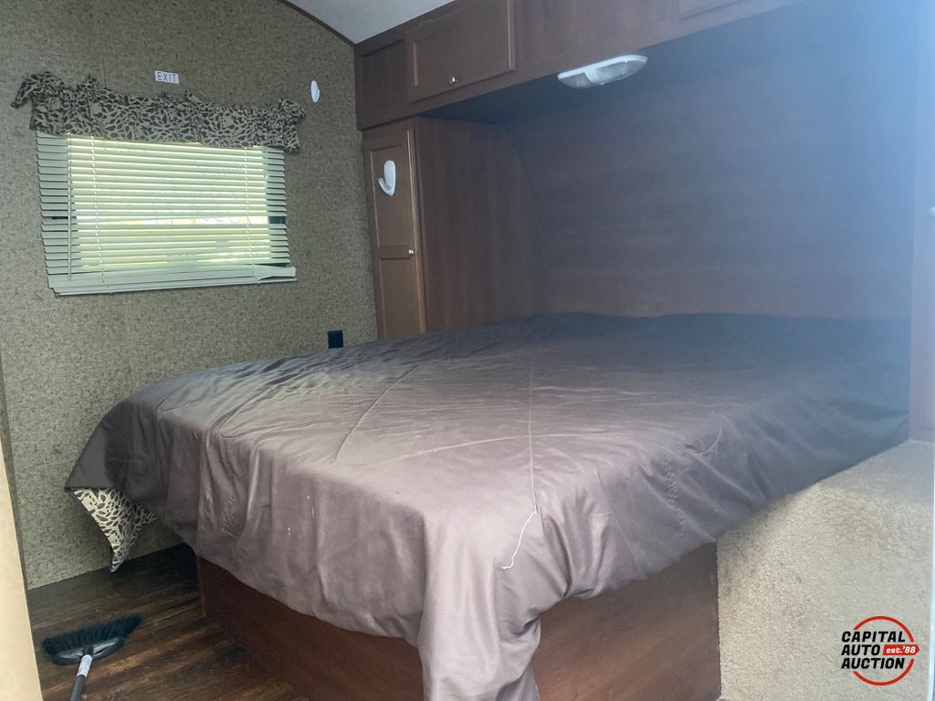 2013 CROSSROADS  BALL HITCH TRAILER 16