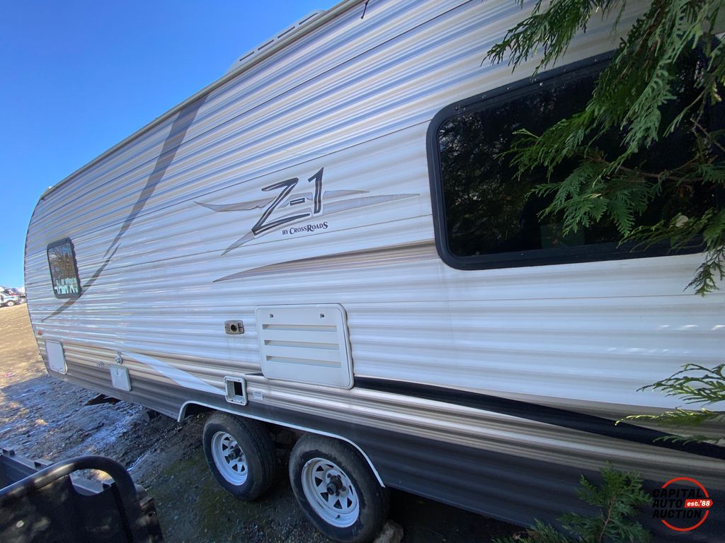 2013 CROSSROADS  BALL HITCH TRAILER 2