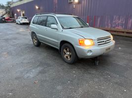 2003 Toyota HIGHLANDER