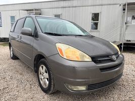 2004 Toyota Sienna