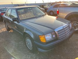 1988 Mercedes-Benz 260 SERIES