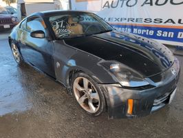 2006 NISSAN 350Z