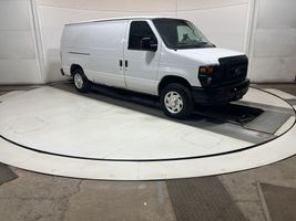 2008 Ford E150 Vans